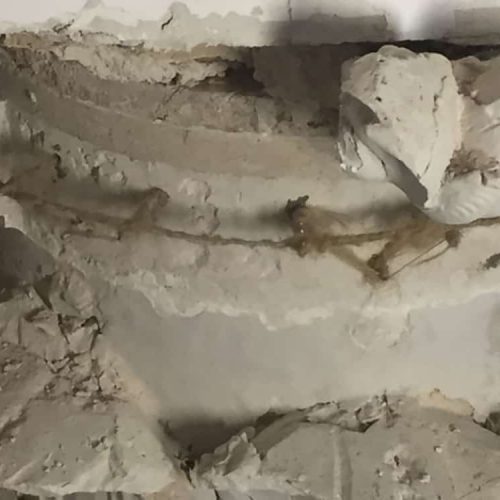 Restauro e riscostruzione di un capitello